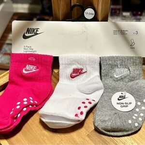 Nike Kids Non-Slip Socks 3-Pack - Pink, White, Gray